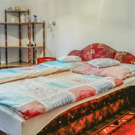 Three-bedroom Holiday In
